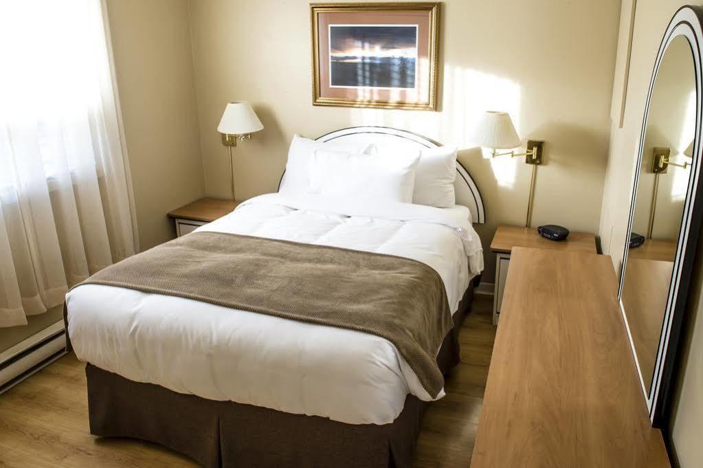 Days Inn By Wyndham Rivière-du-Loup Cameră foto